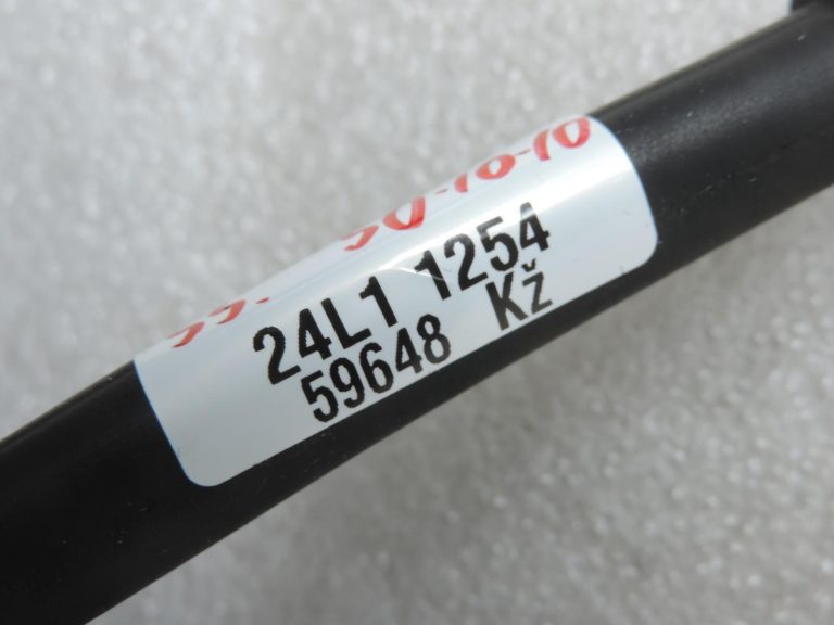 Oriģināls Toyota Corolla Verso AR10 2.0 D4D (1CDFTV) Bremžu pastiprinātāja kabelis