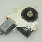 Renault Laguna III Aizmugurējā kreisā loga regulatora motors 827310001R