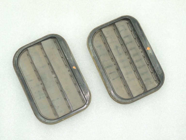 Volvo V70 III ventilācijas restes virsbūves ventilācijas restes komplekts 31250723