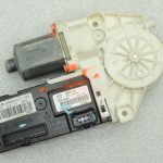 Renault Laguna III Logu regulatora motors priekšējais labais 807300003R