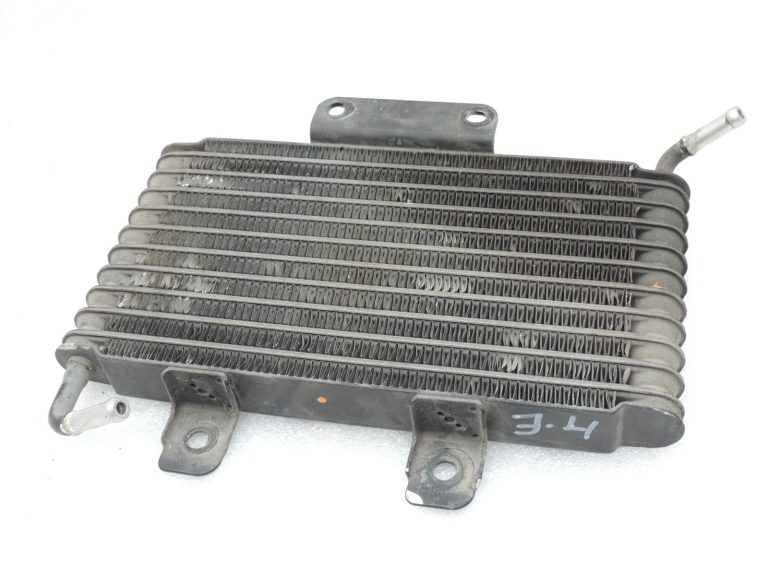 Oriģinālais Mitsubishi Pajero V68W 3.2 DI-D automātiskās transmisijas eļļas dzesētājs MR453638