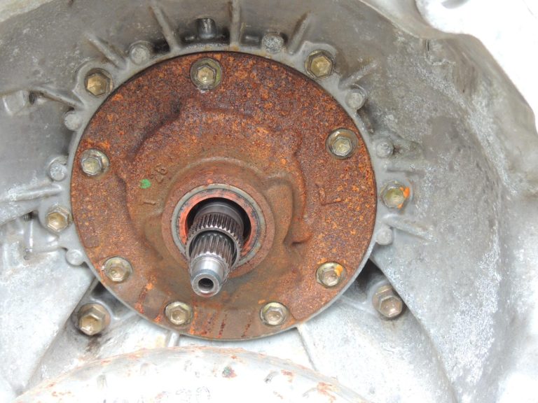 Suzuki Grand Vitara I 2,0TD automātiskā ātrumkārba 21000-78EB0 03-72Le AISIN