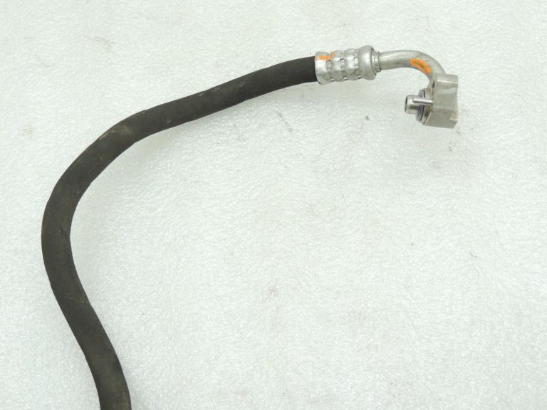 Oriģinālā BMW F20 F20 F21 F22 F22 F30 F31 F34 B47 gaisa kondicionēšanas šļūtene 9337129