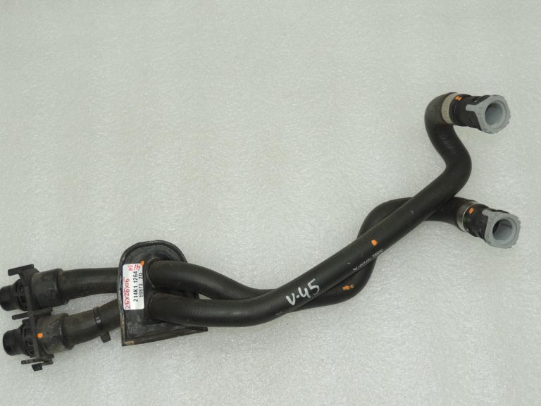 Oriģinālā Volvo V60 S60 V70 D3 2.0D dzesēšanas šķidruma šļūtene 31368177