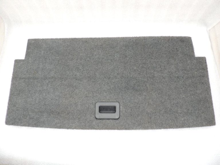 Mitsubishi Pajero V7 Garā bagāžnieka grīda MR402036 MR402042