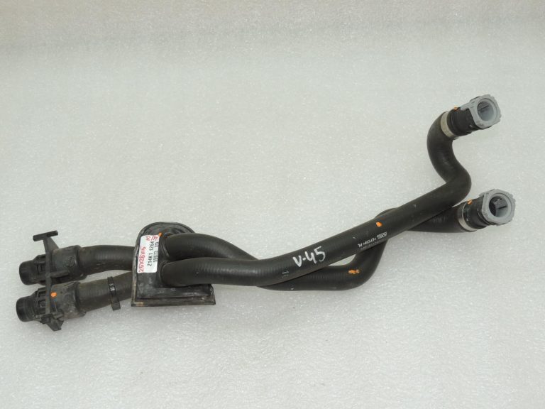 Oriģinālā Volvo V60 S60 V70 D3 2.0D dzesēšanas šķidruma šļūtene 31368177