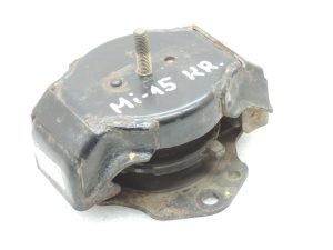 Oriģinālais Mitsubishi Pajero V7 V6 3.2 DI-D 4M41 Dzinēja stiprinājums Dzinēja stiprinājums MR374898