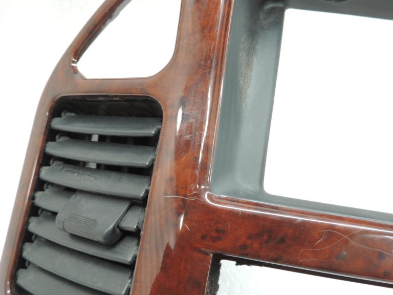 Mitsubishi Pajero V7 V6 ventilācijas atveres centrālās konsoles apdares koka MR456373