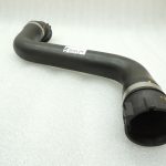 Oriģinālā BMW 5. sērijas F07 F10 F11 N47 dzesēšanas šķidruma šļūtene 17127809821 7809821