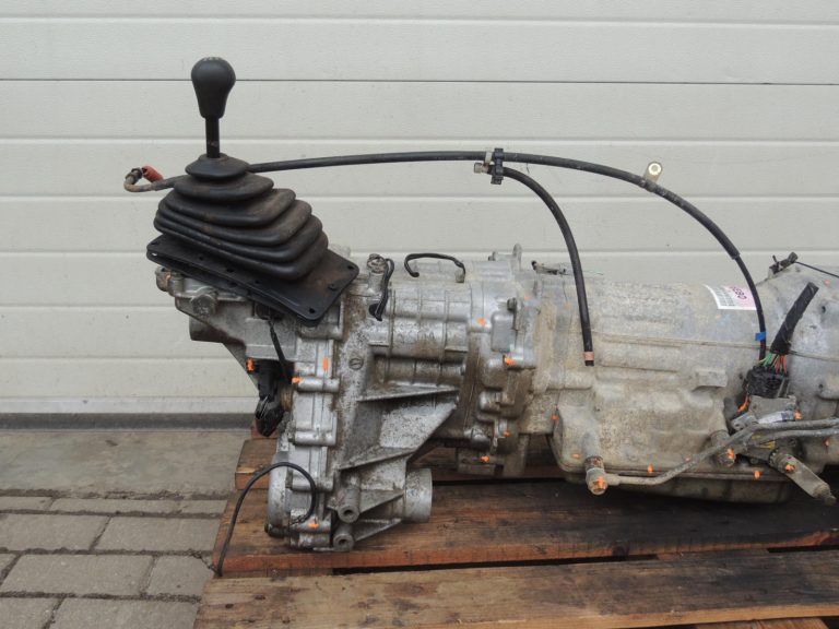 Suzuki Grand Vitara I 2,0TD automātiskā ātrumkārba 21000-78EB0 03-72Le AISIN