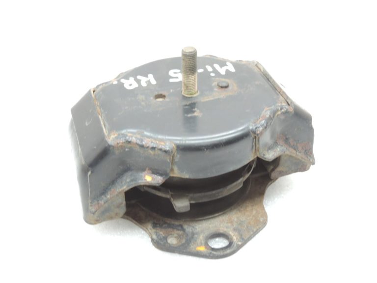 Oriģinālais Mitsubishi Pajero V7 V6 3.2 DI-D 4M41 Dzinēja stiprinājums Dzinēja stiprinājums MR374898
