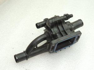 Volvo V40 II Cross Country termostata korpuss 31492537