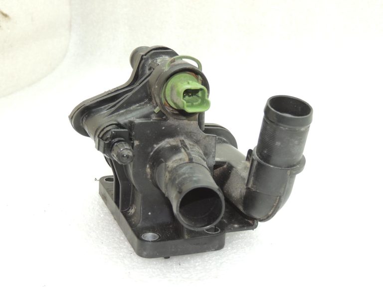 Volvo V40 II Cross Country termostata korpuss 31492537