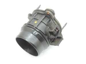 Oriģinālā BMW F20 F22 F22 F44 F44 F15 F30 F31 B47 Ieplūdes kolektora pieplūdes gaisa atloks 11618511339