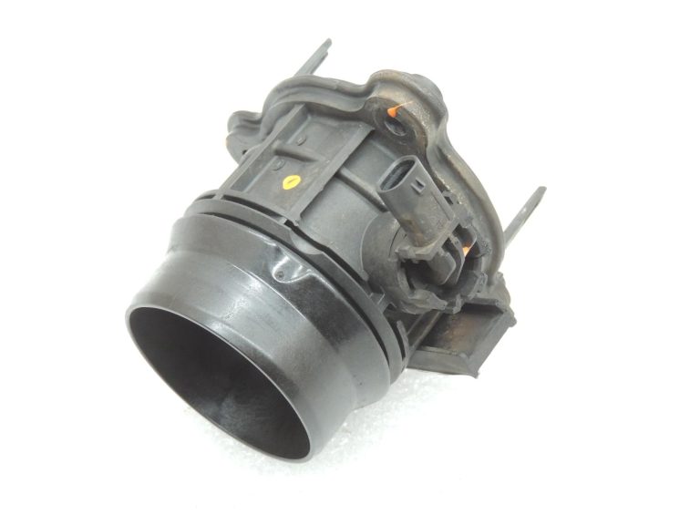 Oriģinālā BMW F20 F22 F22 F44 F44 F15 F30 F31 B47 Ieplūdes kolektora pieplūdes gaisa atloks 11618511339