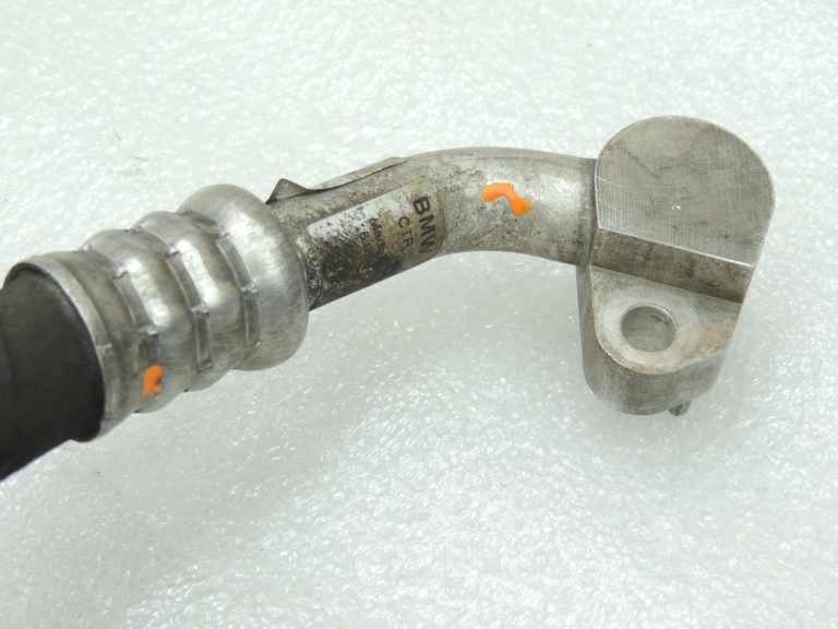 Oriģinālā BMW F20 F20 F21 F22 F22 F30 F31 gaisa kondicionēšanas šļūtene 9337133 64539337133
