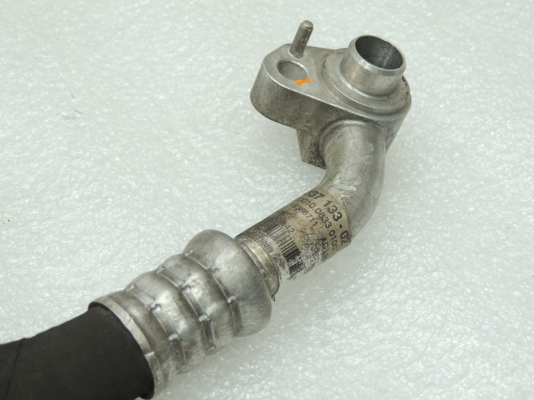 Oriģinālā BMW F20 F20 F21 F22 F22 F30 F31 gaisa kondicionēšanas šļūtene 9337133 64539337133