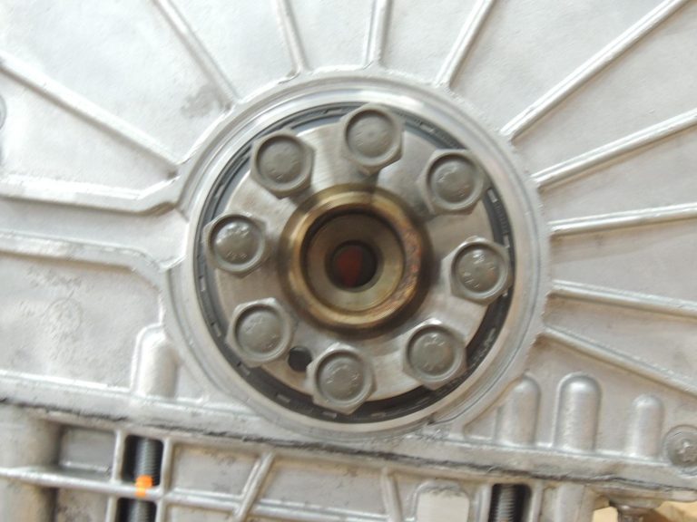 BMW F20 F20 F21 F22 F30 F30 F31 F32 F34 Dīzeļdzinējs B47D20A Dzinējs