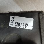 Mitsubishi Pajero V7 Garā bagāžnieka grīda MR402036 MR402042