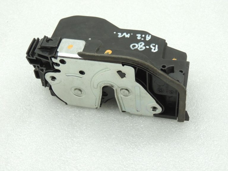 Oriģinālā BMW F30LCI F31LCI F35LCI F80LCI Aizmugurējo kreiso durvju slēdzene 7229459