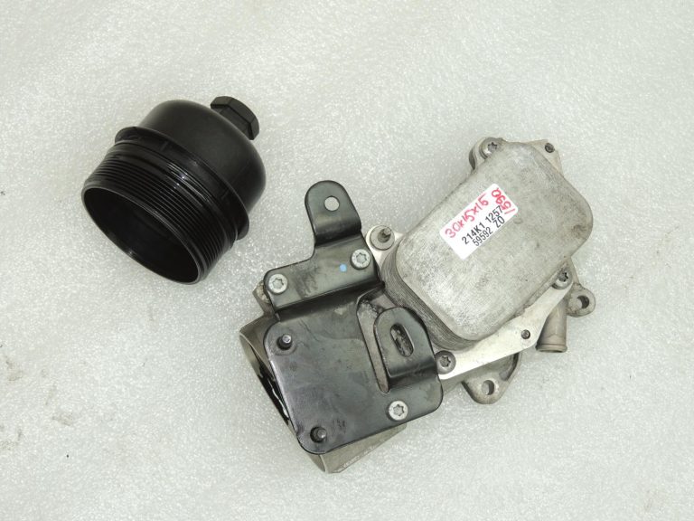 Volvo V40 V60 V60 S60 D2 Eļļas filtra korpuss Eļļas filtra ligzda D4162T 31392096 OEM