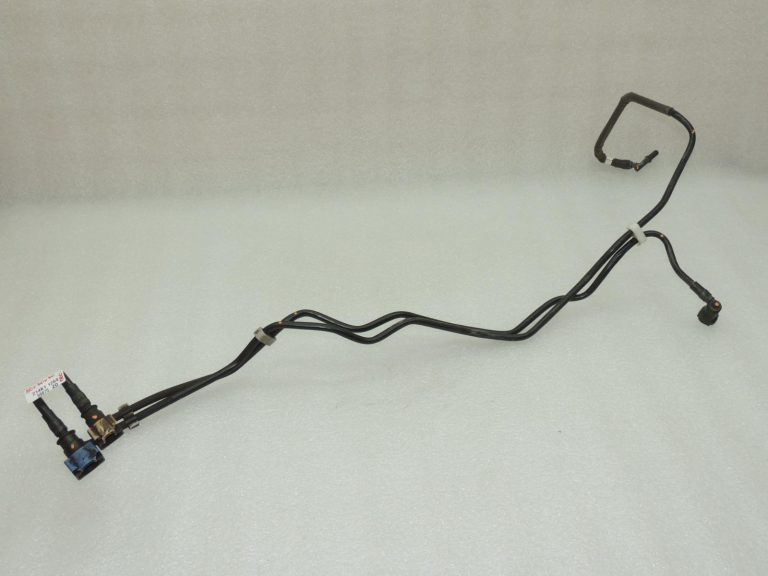 Oriģināls Volvo V60 S60 V70 D3 2.0D degvielas padeves vads 31321025, 31336162