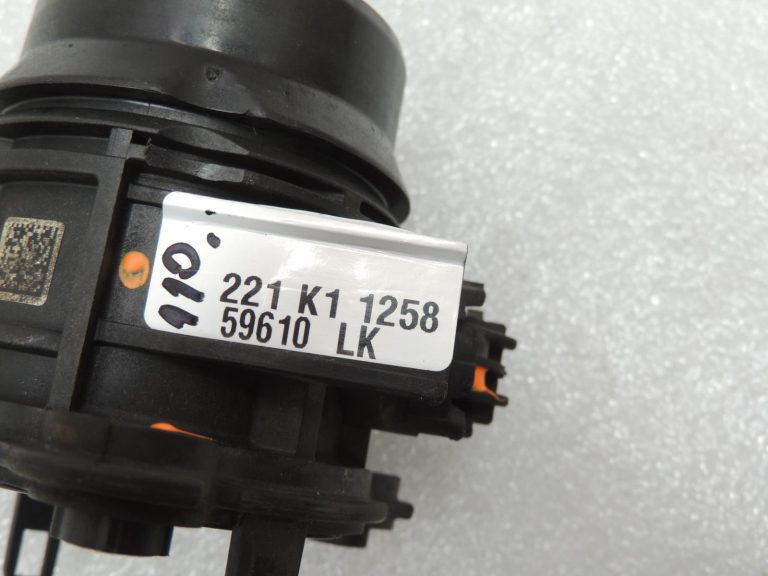 Oriģinālā BMW F20 F22 F22 F44 F44 F15 F30 F31 B47 Ieplūdes kolektora pieplūdes gaisa atloks 11618511339