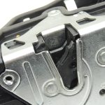 Oriģinālā BMW F30LCI F31LCI F35LCI F80LCI Aizmugurējo kreiso durvju slēdzene 7229459