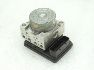 Oriģinālais BMW F20 F21 F22 F22 F30 F31 DSC vadības bloks ABS hidrauliskais bloks 6881177