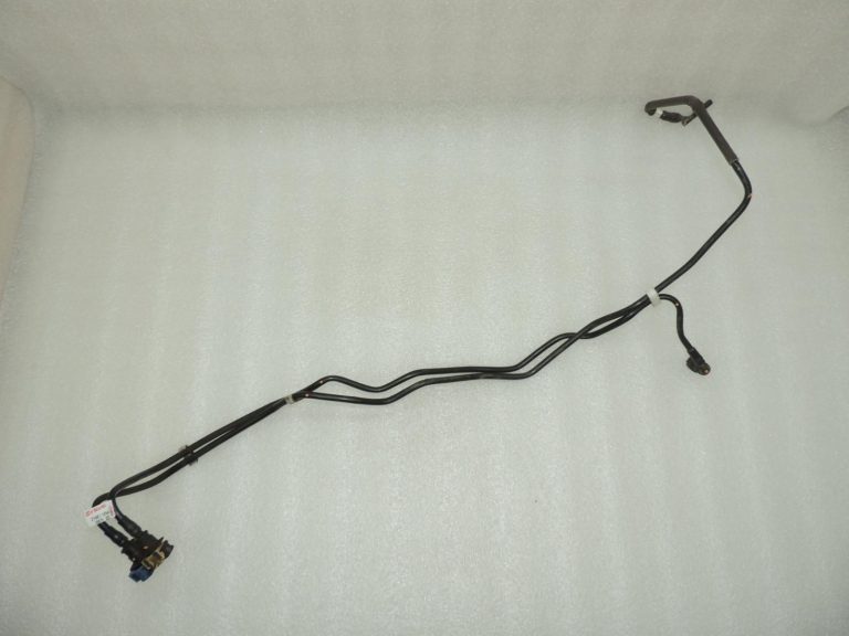 Oriģināls Volvo V60 S60 V70 D3 2.0D degvielas padeves vads 31321025, 31336162