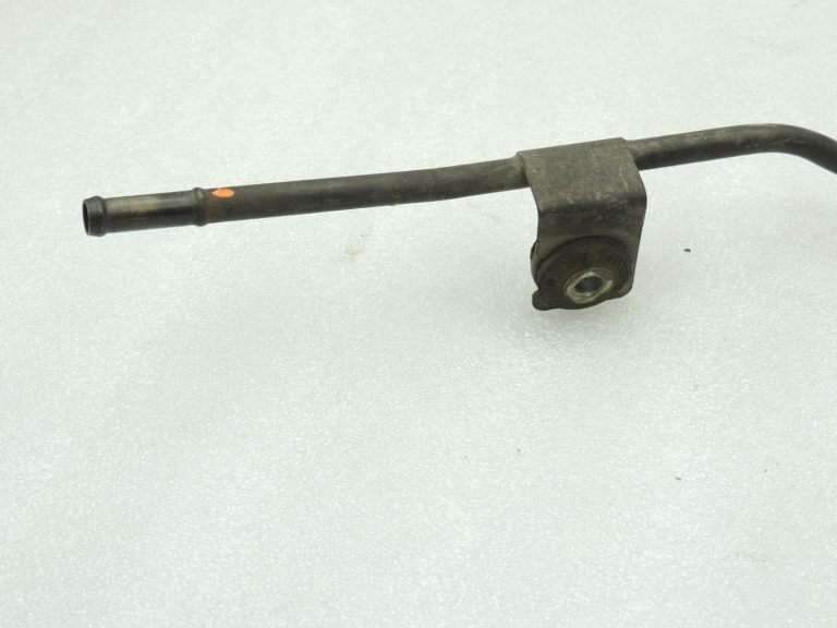 Mitsubishi Pajero V68W Automātiskās transmisijas eļļas dzesētāja līnija MR453663 MR470183
