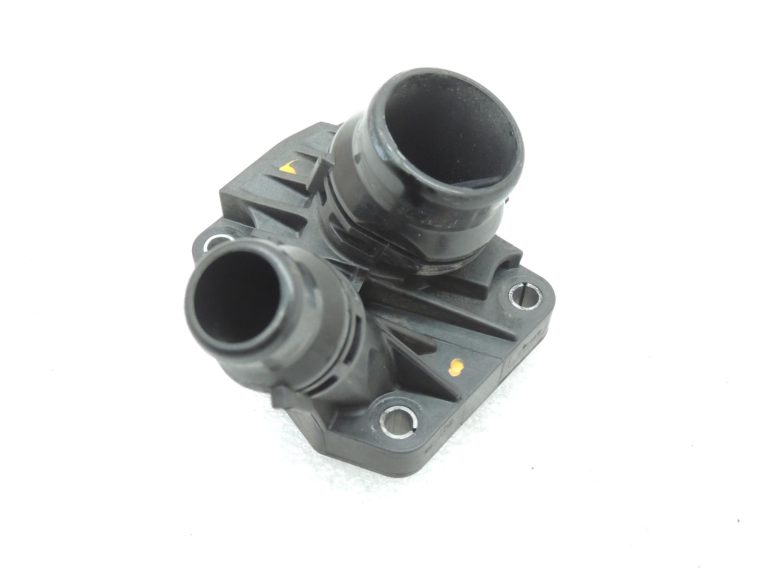 Oriģinālā BMW F20 F21 F22 F22 F30 F31 F34 dīzeļdegvielas B47 termostata korpuss 11518577895