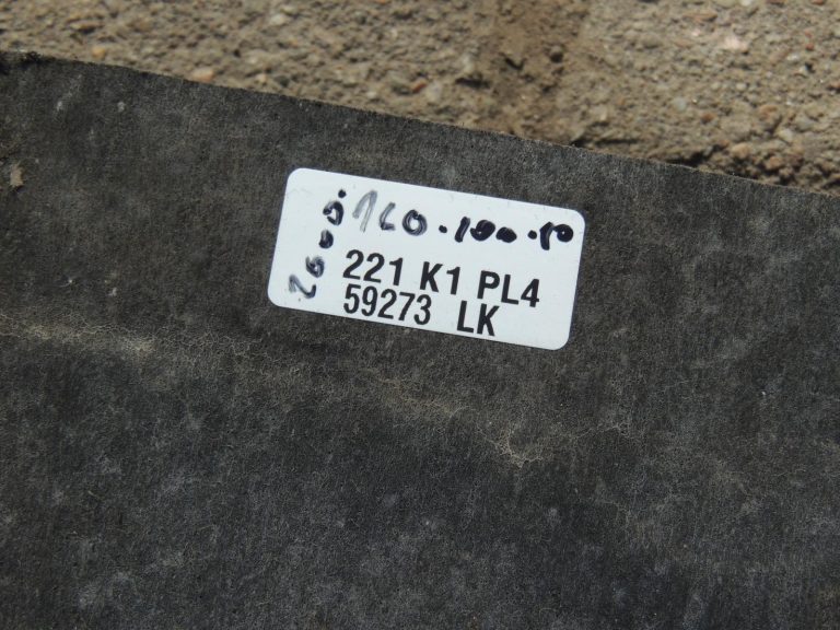 Oriģinālā BMW 5. sērijas F10 F11 apakšējā paneļa centrs 51757261763 7261763