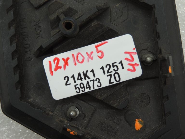 OEM Renault Laguna III logotipa emblēma priekšpusē 8200397155