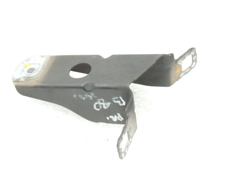 Oriģinālais BMW F30 F31 F35 F35 F80 F32 Priekšējais kreisais dubļusarga nesējs 41358066937