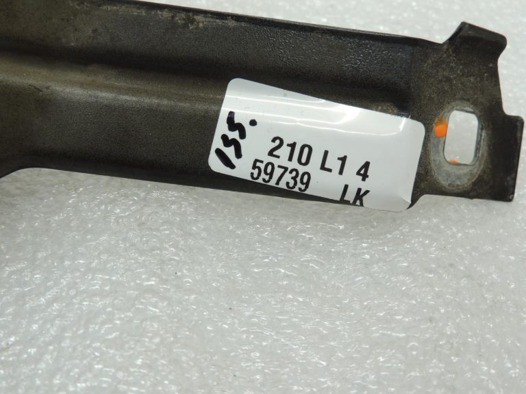 Oriģinālais BMW F30 F31 F35 F35 F80 F32 Priekšējais kreisais dubļusarga nesējs 41358066937