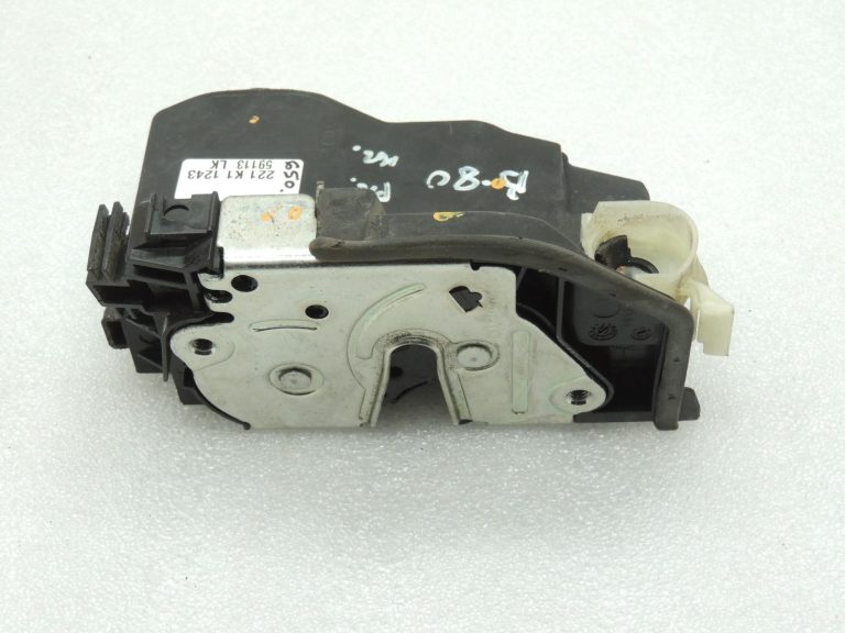 Oriģinālā BMW F30LCI F31LCI F35LCI F80LCI durvju slēdzene priekšējā kreisā 7229461