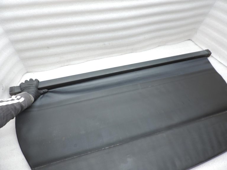 Oriģināls 2002-2007 Toyota Corolla E12 Station wagon nodalījuma pārsegs rullis