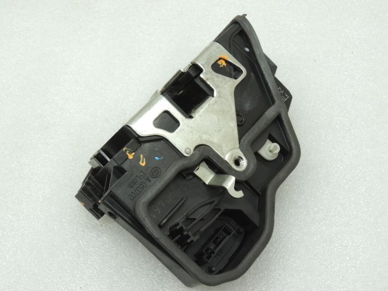Oriģinālā BMW F30LCI F31LCI F35LCI F80LCI durvju slēdzene priekšējā kreisā 7229461