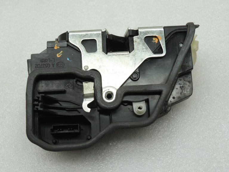 Oriģinālā BMW F30LCI F31LCI F35LCI F80LCI durvju slēdzene priekšējā kreisā 7229461