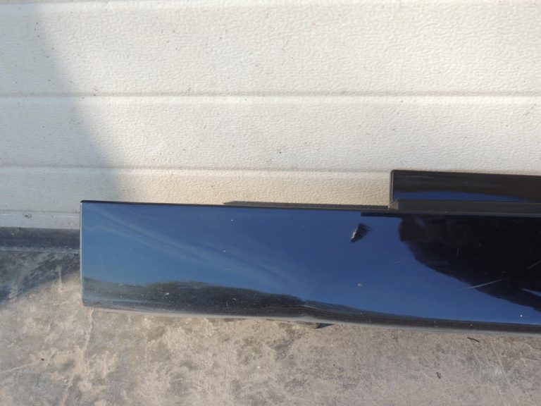 Oriģinālā BMW 5. sērijas F10 F11 sānu Slieksnis kreisajā pusē BLACK II 668