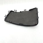 Oriģinālais BMW 5. sērijas F10 aizmugurējā labās daļas plaukta skaļruņa pārsegs melns 51469127920