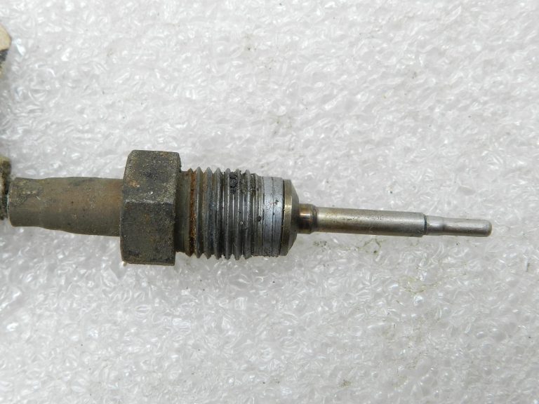 Nissan oriģinālais temperatūras sensors 2264000QAC
