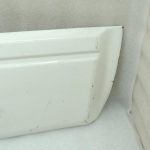 Mitsubishi Pajero V7 Durvju līstes priekšējās labās puses baltas MN117288