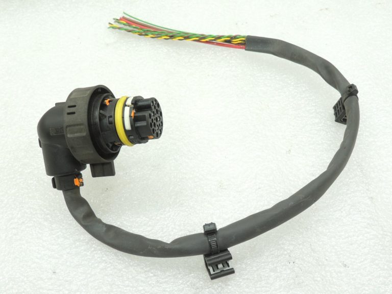Oriģinālā BMW automātiskās transmisijas GA8HP50Z ZF 8HP savienotāja remonts 7587139
