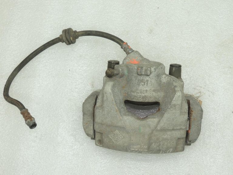 OEM DACIA Duster I (H79) 4×4 Bremžu suporti priekšējie labie 410018218R