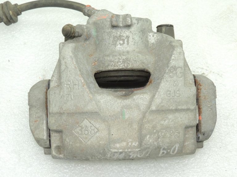 OEM DACIA Duster I (H79) 4×4 Bremžu suporti priekšējie labie 410018218R