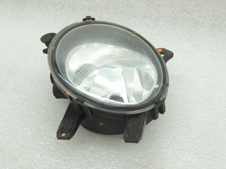 Oriģinālā BMW F20 F21 F22 F22 F30 F31 F34 Priekšējais kreisais miglas lukturis 63177248911