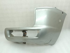 Mitsubishi Pajero V68W V64W V65W Aizmugurējā bampera stūris MR437305