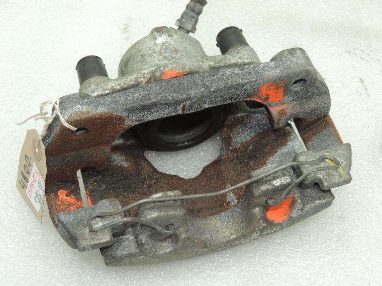 OEM DACIA Duster I (H79) 4×4 Bremžu suporti priekšējie labie 410018218R
